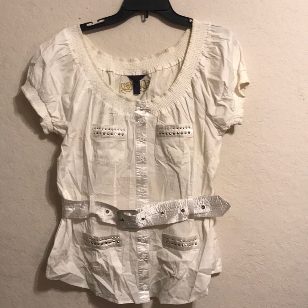 Deréon Beyoncé White and Gold top